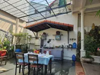 H&H Diamond Nail Guesthouse Hotels in Phú Vang District