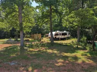 AWESOME AND FUN campground in Fairburn. GREAT FOR KIDS, CAMP FIRE, SWIMMING POOL