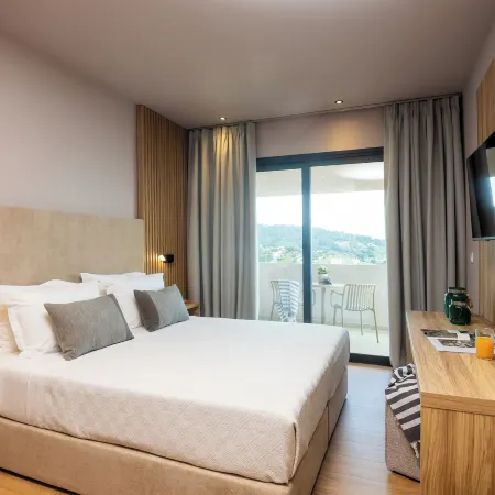 Petra Nera Skiathos, Philian Hotels & Resorts