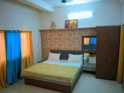Hotel divine and restaurant Hotels in Pratapgarh