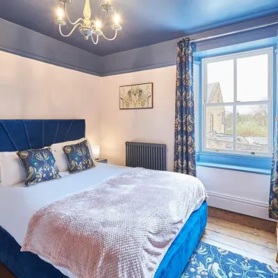 Host & Stay - Oliver's Den