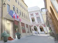 Hotel Gott Hotels near Strada Sforii