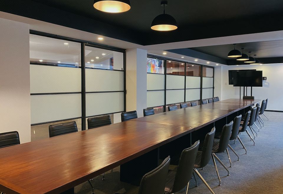 3. 아틱스 호텔..