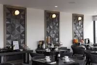 TH Hotel & Vivienda - breakfast