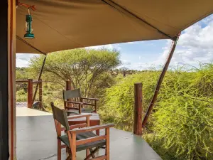 タランギレクロトリートップロッジ