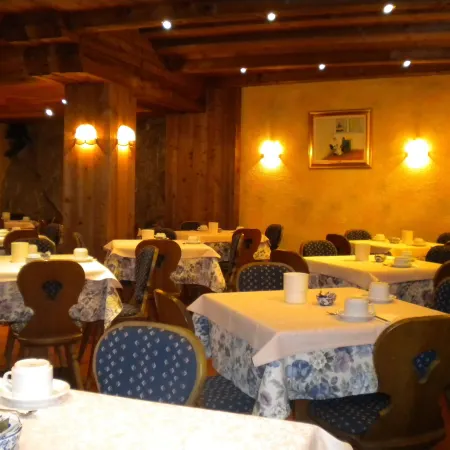 Hotel Ottoz Meublé