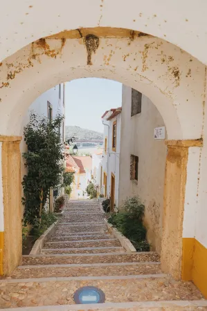 Casadoriohotel Отели в г. Абрантиш