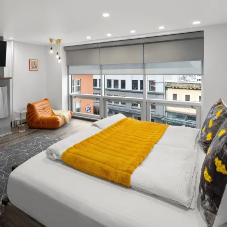 Silverbow Inn & Suites