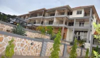 Hoima Eka Hotel فنادق في Bugahya
