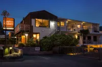 Caples Court Motel & Apartments