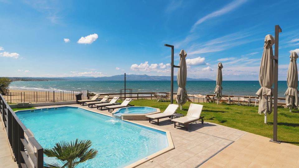 Elia Agia Marina Hotel