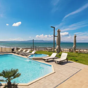 Elia Agia Marina Hotel Hotels near Agia Marina Beach