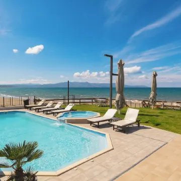 Elia Agia Marina Hotel