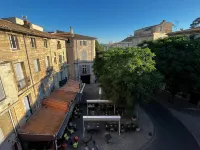 La Maison Fontaine - Light & Airy Home in the Heart of Pézenas