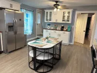 Charming 4-bedroom house with AC and WiFi in Dyersburg Hotels in Dyer County