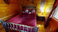 Evening Star Cabins, Secluded and peaceful in charming Hocking Hills