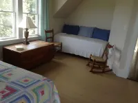 Beautifully Renovated 4 Bedroom Farmhouse