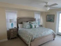 Beach Block Ocean City 5-room apartment, newly built in desired Goldcoast