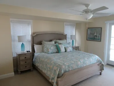 Beach Block Ocean City 5-room apartment, newly built in desired Goldcoast Hotels in 