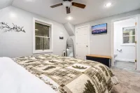 15minSundayRiver+Hot-tub+Sauna+Arcade