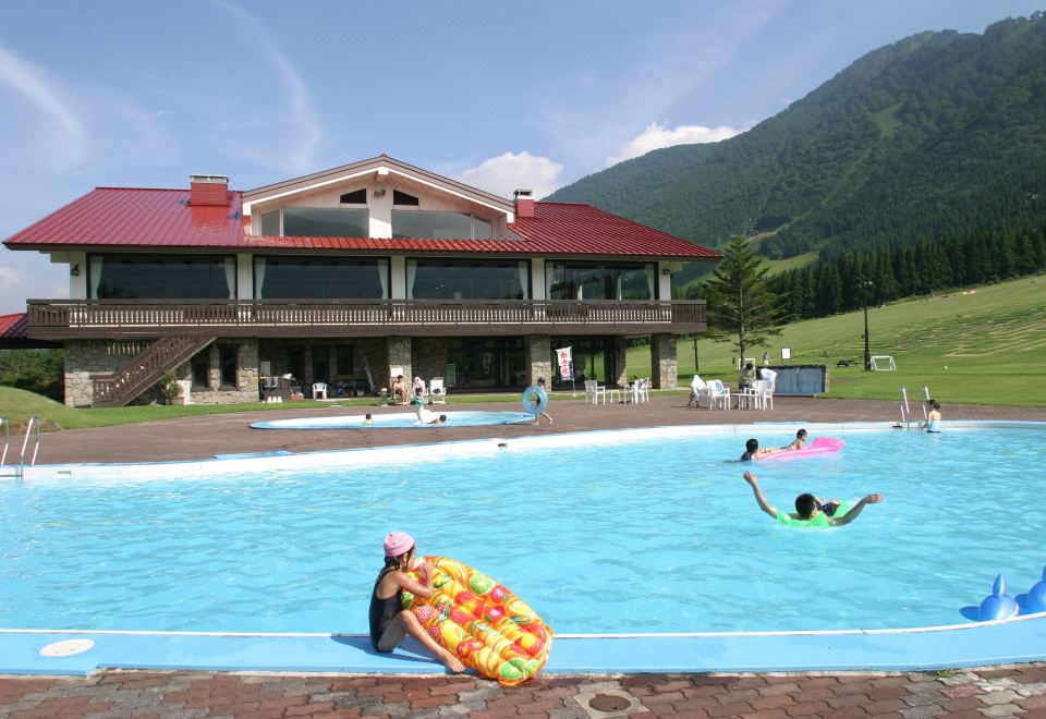 유모토 기쇼 로비