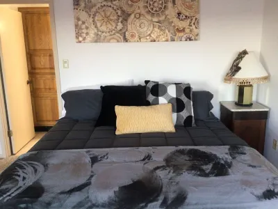 LOCATION VACATION! 10/10 -KING/2TWINExoticDecor/Stellar Lake/Mountains View
