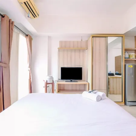 Simply Look Studio Room at Margonda Residence 2 Apartment