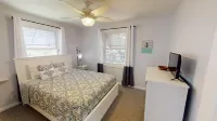 Charming 4-bed cottage with hot tub and stunning lake views in beautiful Logan.