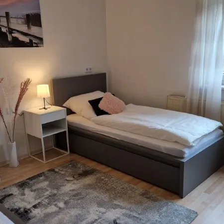Cozy 3-room apartment with terrace and garden access. Ideal for families