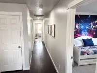 Private Upstairs Apartment with Game Room on 5 Acre Ranch - Homestays