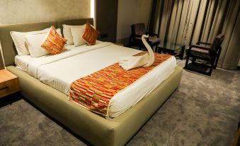 Hotel City Symphony