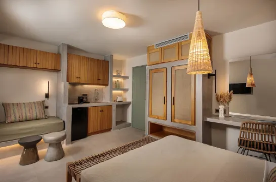 Makava Suites Naxos
