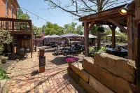 Country Squire Inn and Suites Hotel a Coshocton County