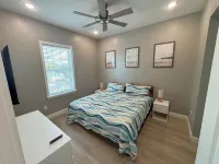 Driftwood Isles - New Gulf View Home with Large deck, Elevator and more! Hotels in Hudson