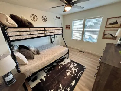 Cozy Ranch House