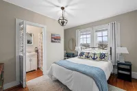 3BR Oceanview Townhouse on Boulevard I Walk to downtown l Sleeps 8