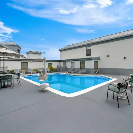 Spark by Hilton Spring Lake Fayetteville