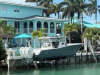 Welcome to Paradise! Amazing Waterfront Home Beautiful Florida Keys! No Fixed Br - Homestays