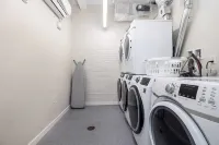 Lux Boutique Large Private LOFT Pratt St Hartford Hotels in Hartford