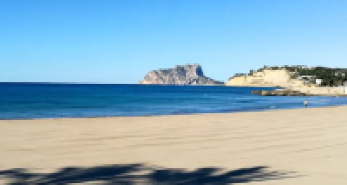 NEW APARTMENT (a pool for two apartment) SMALL GARDEN SEA VIEW