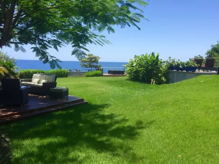 Newly Remodeled Oceanfront Villa - 6BR, Infinity Pool & Spectacular Views