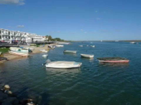 Modern 2 bedroom Duplex apartment next to Cabanas de Tavira Beach Free Wi-Fi Hotels in Conceicao de Tavira