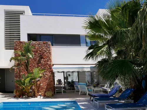 Modern villa with wifi private pool 300 m from the beach in Las Negras