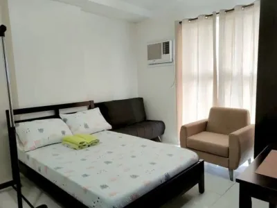 Brand New Condo (Fully Furnished) with Fast WIFI & Cable TV