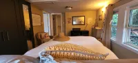 Steps from Marina, beach, restaurants! Hotels in 
