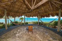 Villa Azul at Paradise Point Hotel di First Bight