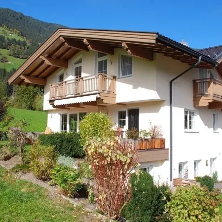 55m² large apartment with terrace and garden and separate entrance