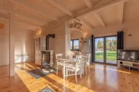 Modern house CORNELLO with garden next to lagoon Hotels in Gmina Wolin