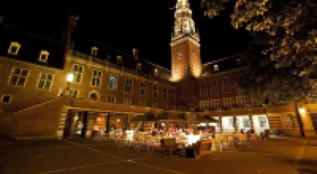 Beautiful first and second floor apartment in historic Leiden
