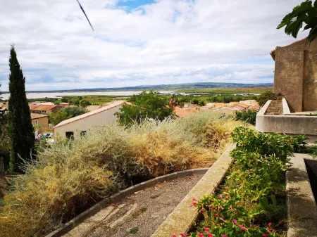Gut Ausgestattetes Ferienhaus in Dörflicher Lage mit Tollem Ausblick Отели в г. Вандр